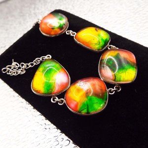 PARTY MULTICOLOR DICHORIC ARTISTS GLASS ASSYMETRIC CABOCHONS SILVERY BRACELET 18